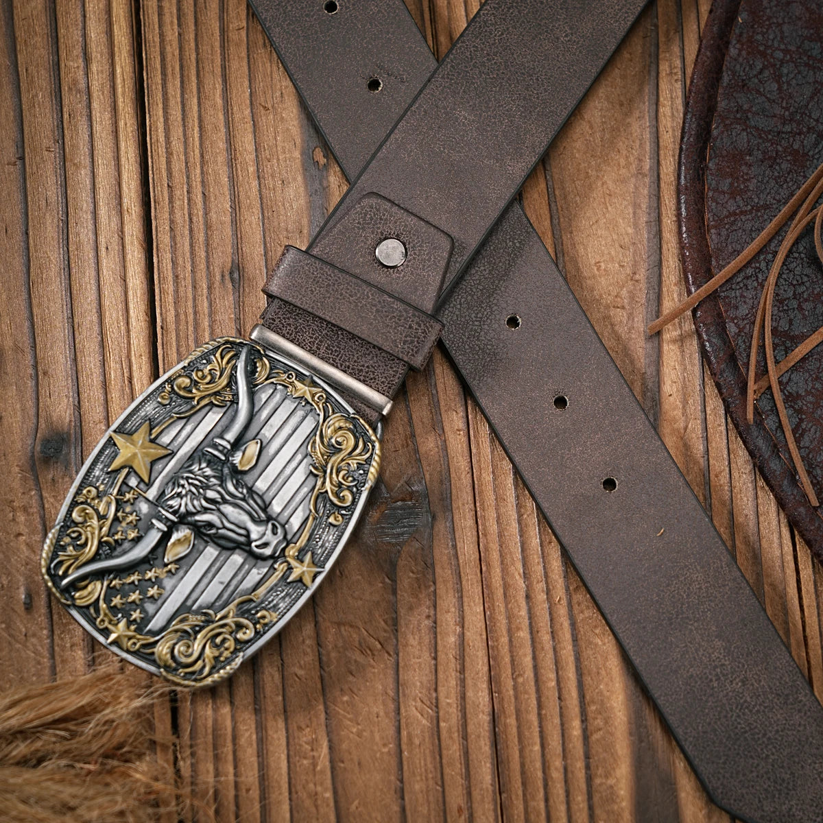 Unisex Western Style PU Leather Belt with Vintage Bull Head Buckle