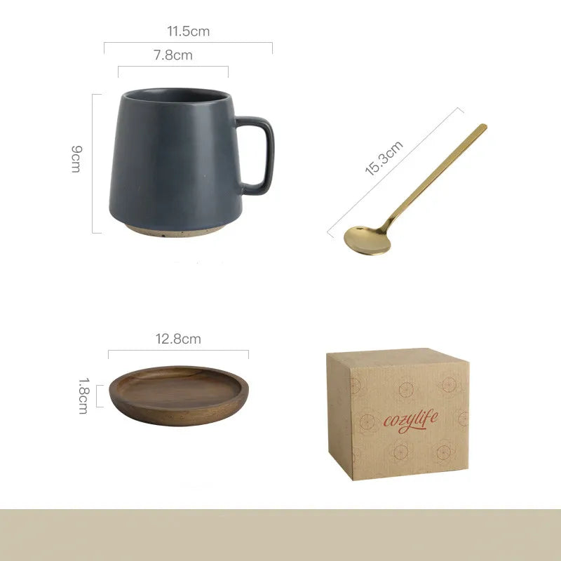 Set of kitchen items including a mug, spoon, plate, and box with dimensions displayed.