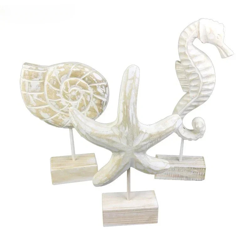 Decorative piece with seahorse,starfish, and shell on a white background