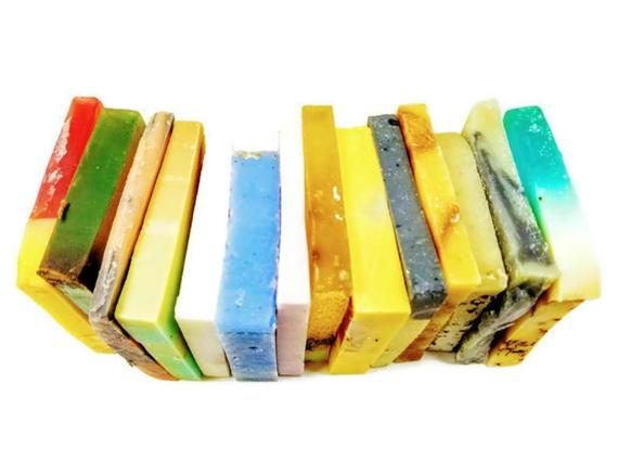 Vegan Soap Sampler – 8 Assorted Natural Soap Slices | Unpacked & Cruelty-Free