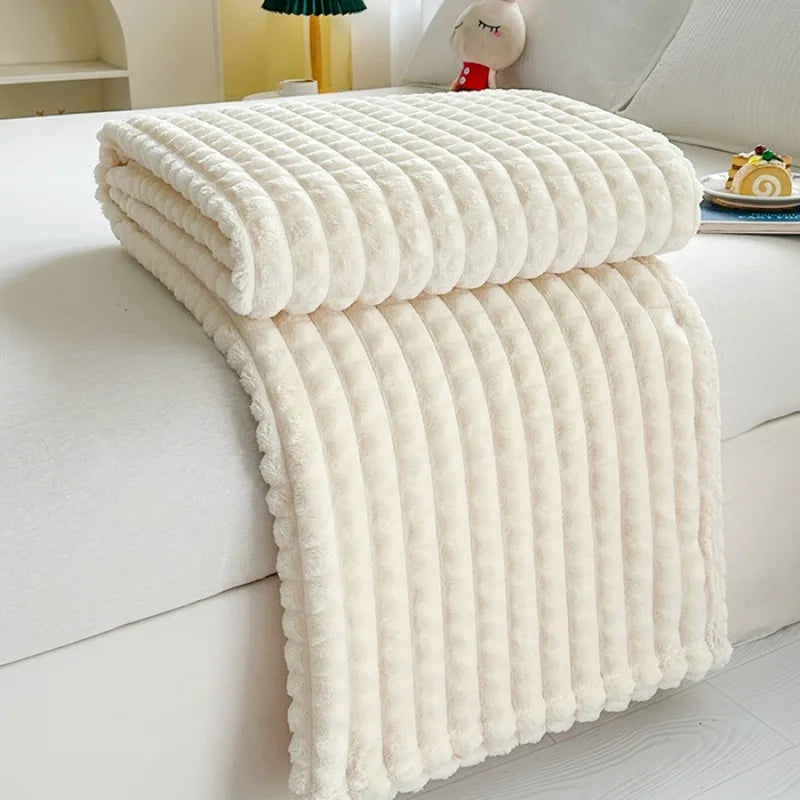 Luxury Imitation Fur Flannel Blanket – Ultra-Soft Winter Throw for Bed, Sofa, or Office Nap