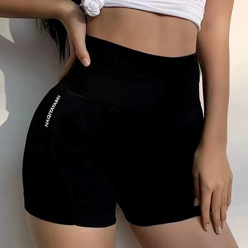 Women’s seamless high waist fitness shorts – black